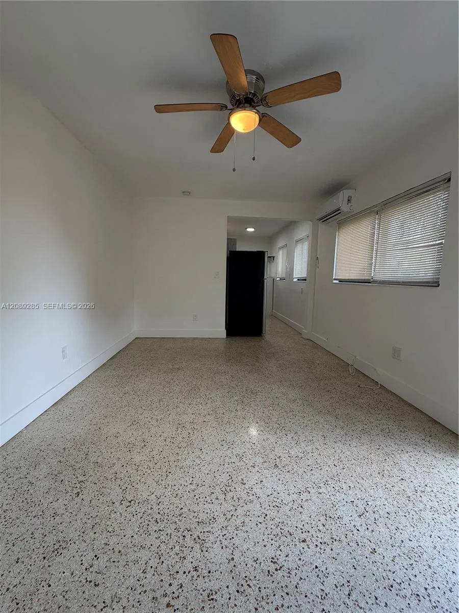 600 SW 10th St #2 Miami, FL 33130