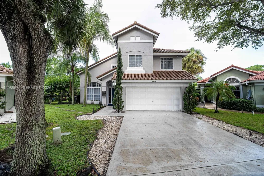 8434 NW 57th Dr Coral Springs, FL 33067