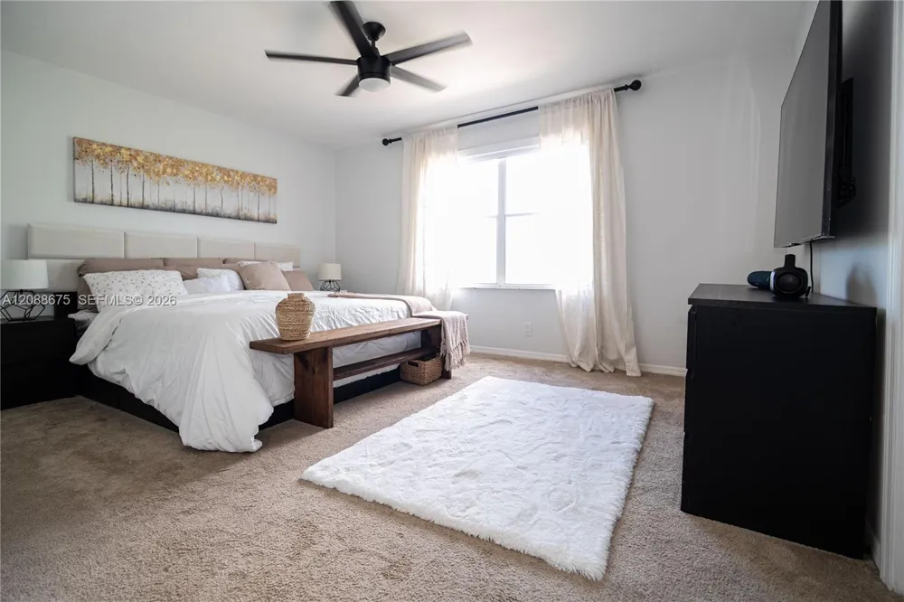 8434 NW 57th Dr Coral Springs, FL 33067