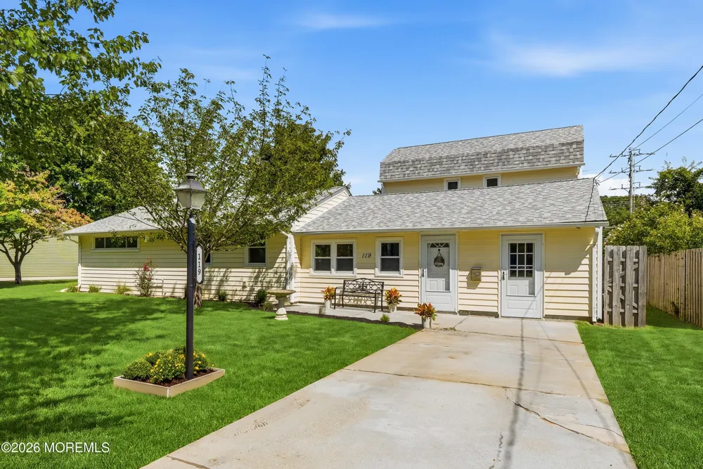 119 Court Drive Shrewsbury, NJ 07702