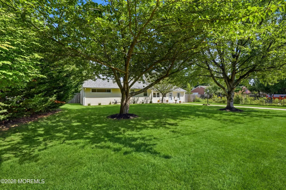119 Court Drive Shrewsbury, NJ 07702