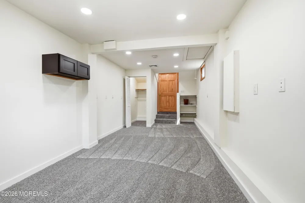 119 Court Drive Shrewsbury, NJ 07702
