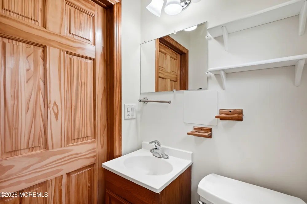 119 Court Drive Shrewsbury, NJ 07702
