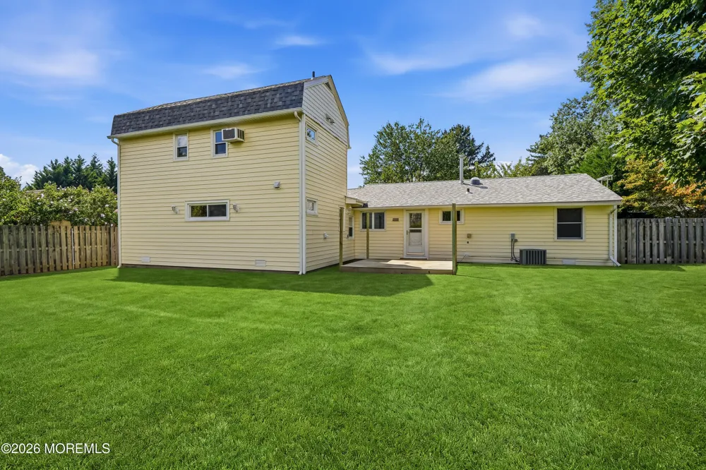 119 Court Drive Shrewsbury, NJ 07702