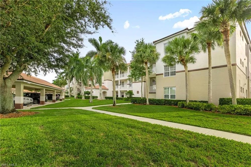 17100 Bridgestone Court #204 Fort Myers, FL 33908