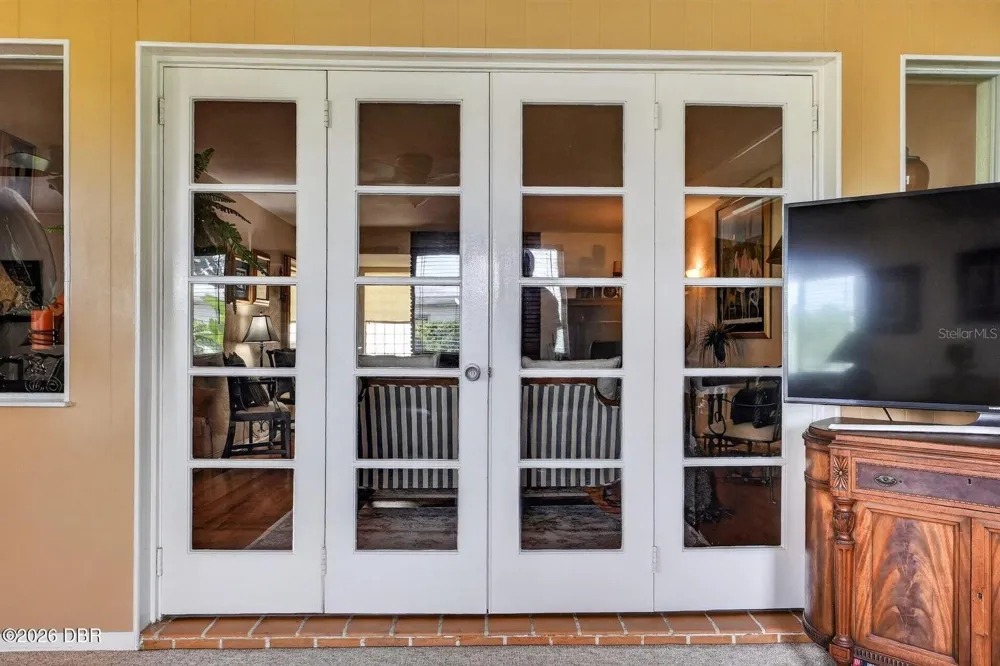 2229 S PENINSULA DRIVE Daytona Beach, FL 32118
