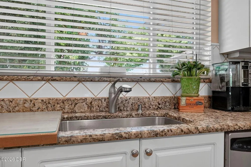 2229 S PENINSULA DRIVE Daytona Beach, FL 32118