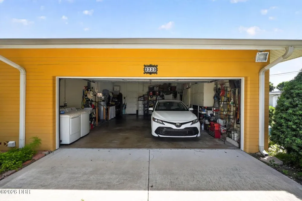 2229 S PENINSULA DRIVE Daytona Beach, FL 32118