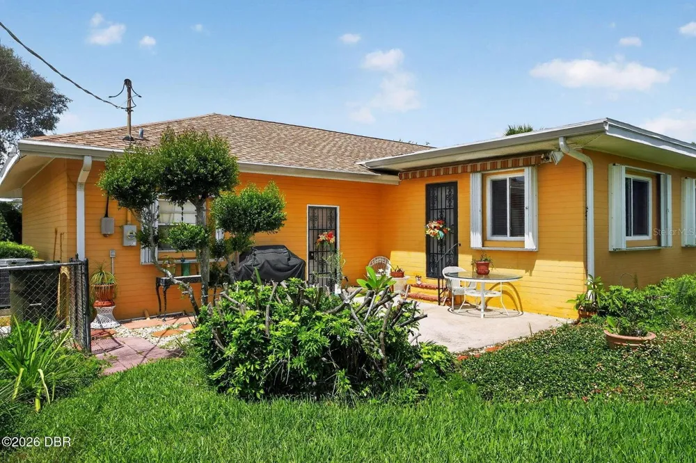 2229 S PENINSULA DRIVE Daytona Beach, FL 32118