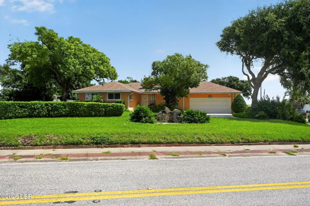 2229 S PENINSULA DRIVE Daytona Beach, FL 32118
