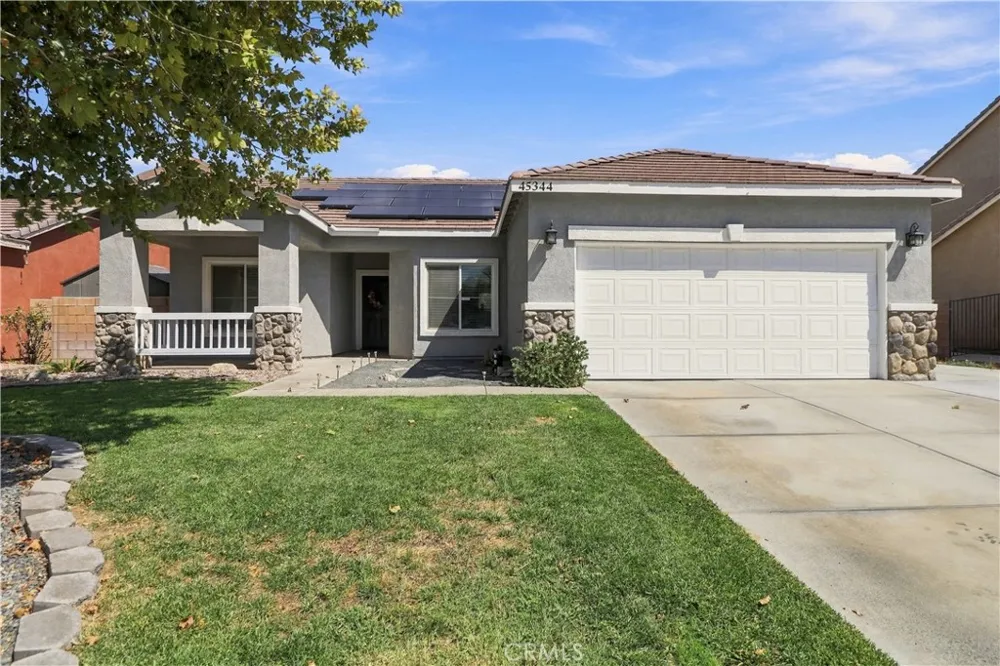 45344 Tiana Rose Lancaster, CA 93536