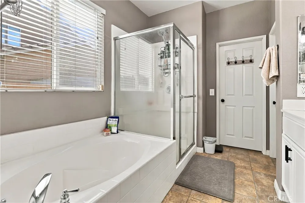 45344 Tiana Rose Lancaster, CA 93536