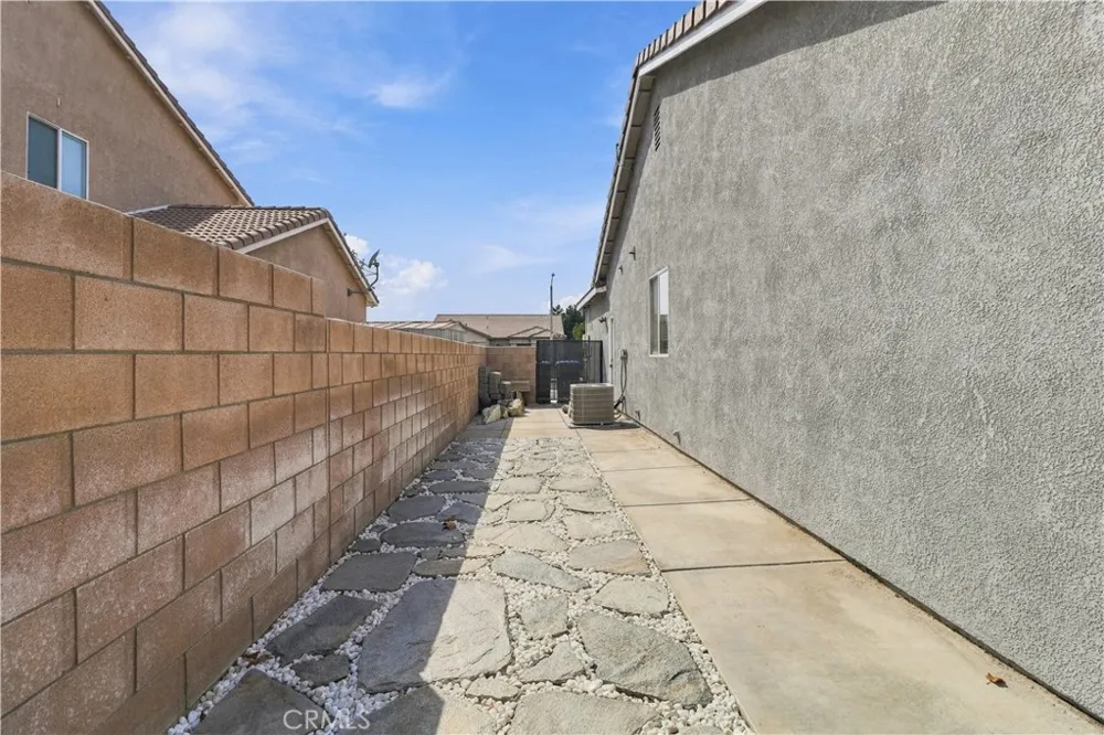 45344 Tiana Rose Lancaster, CA 93536
