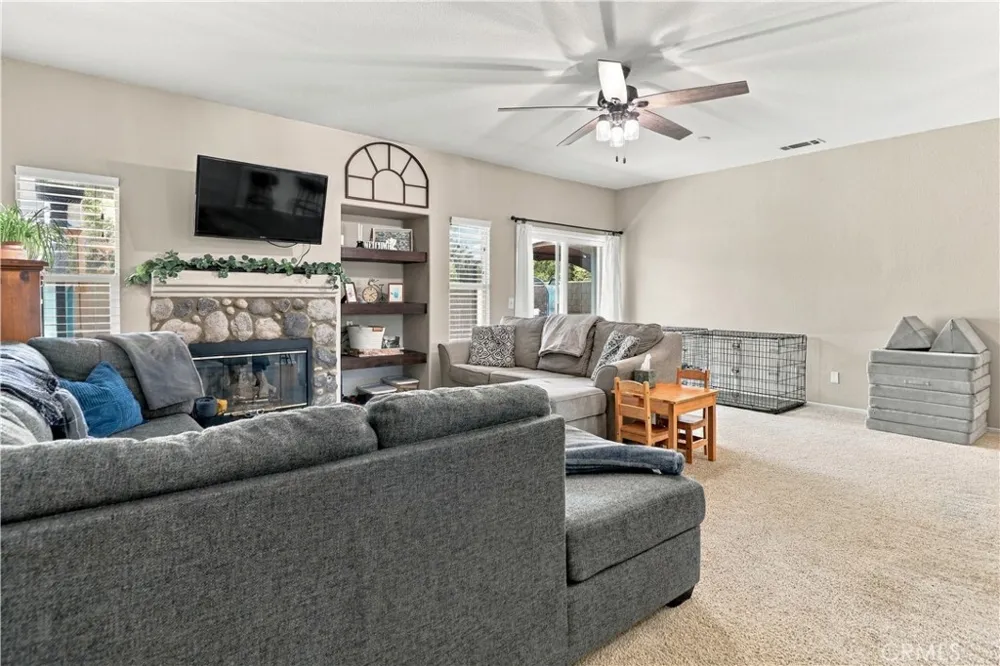45344 Tiana Rose Lancaster, CA 93536