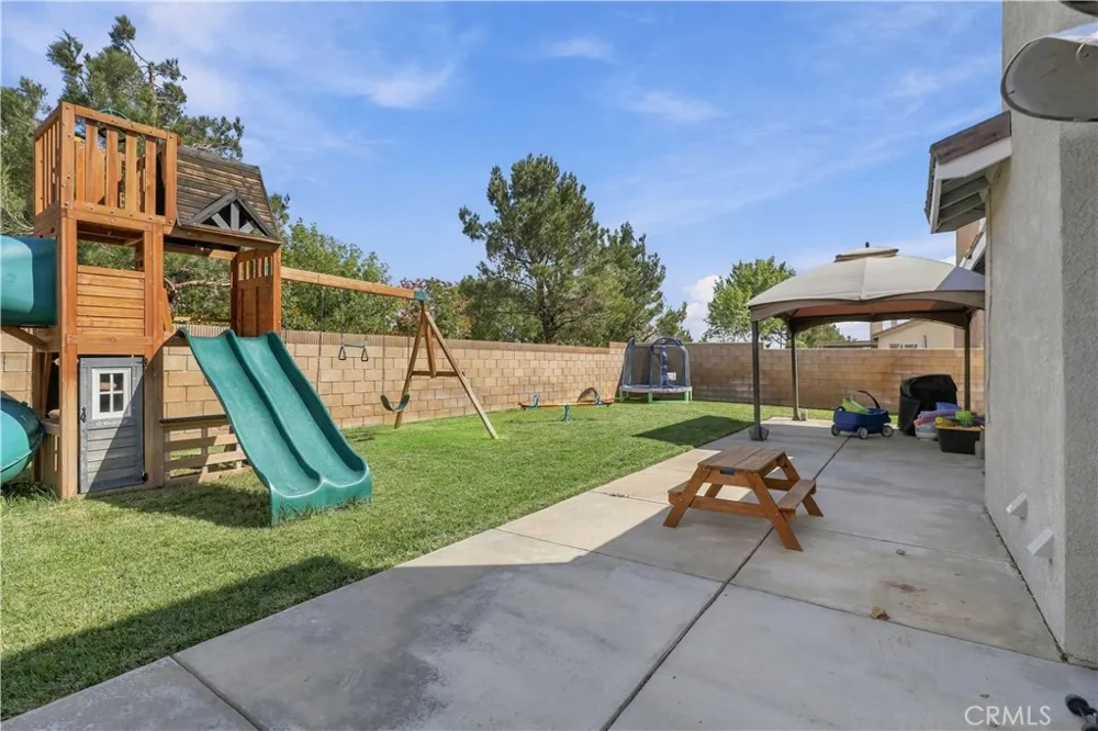 45344 Tiana Rose Lancaster, CA 93536