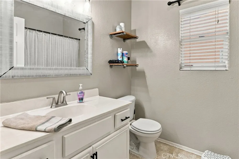 45344 Tiana Rose Lancaster, CA 93536