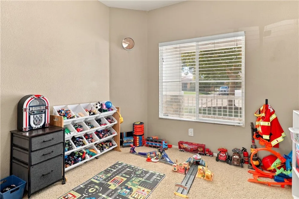 45344 Tiana Rose Lancaster, CA 93536