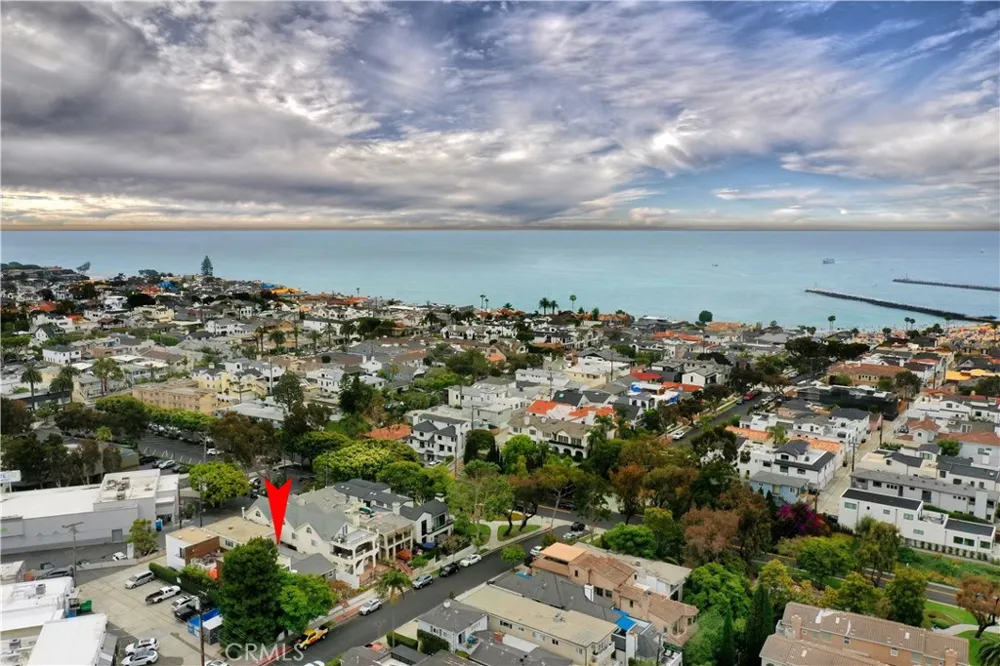 406 Jasmine #1/2 Newport Beach, CA 92625