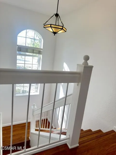 688 Indian Oak Lane #107 Oak Park, CA 91377