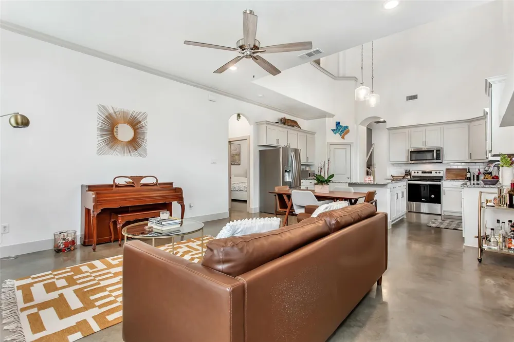 229 E 5th Street Ferris, TX 75125