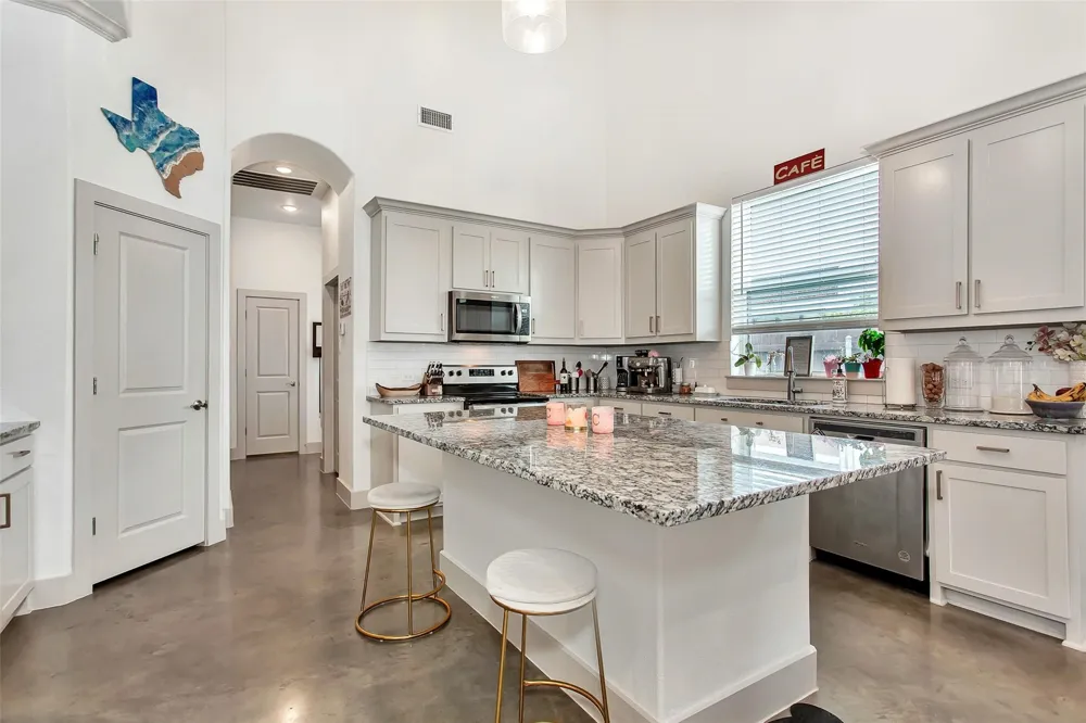 229 E 5th Street Ferris, TX 75125