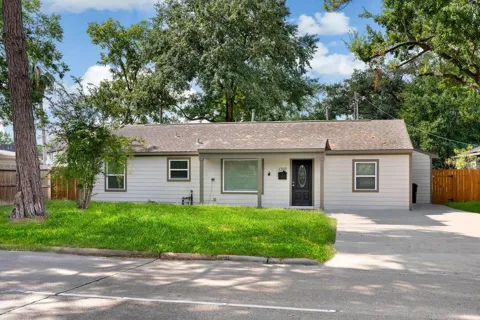 1707 W 43rd Street