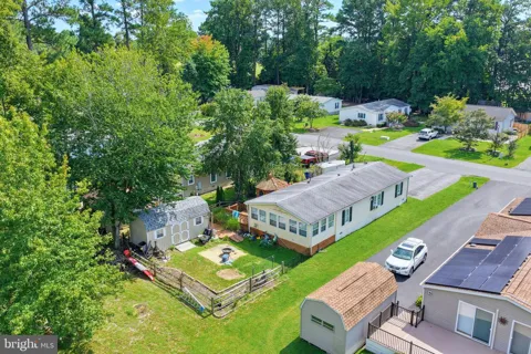 24 WHITE PINE DRIVE