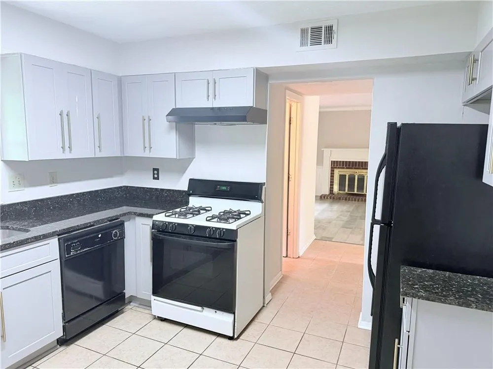 2535 Selman Drive Duluth, GA 30096
