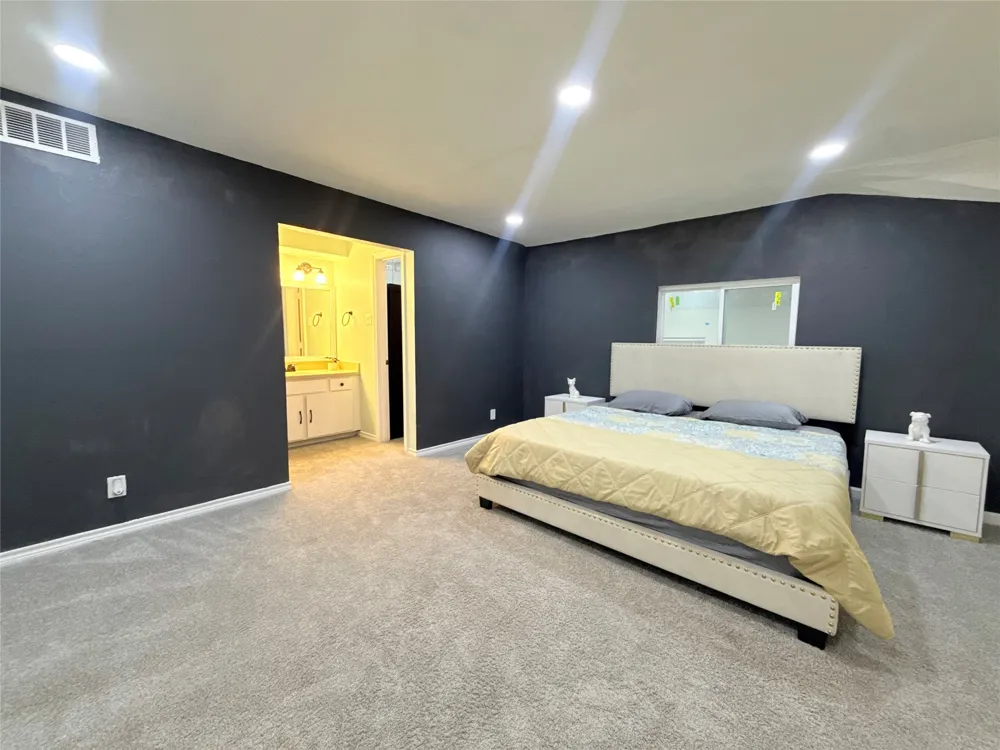 3131 Wycliff Avenue Dallas, TX 75219