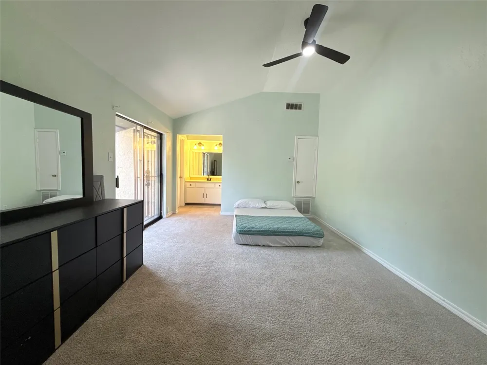 3131 Wycliff Avenue Dallas, TX 75219