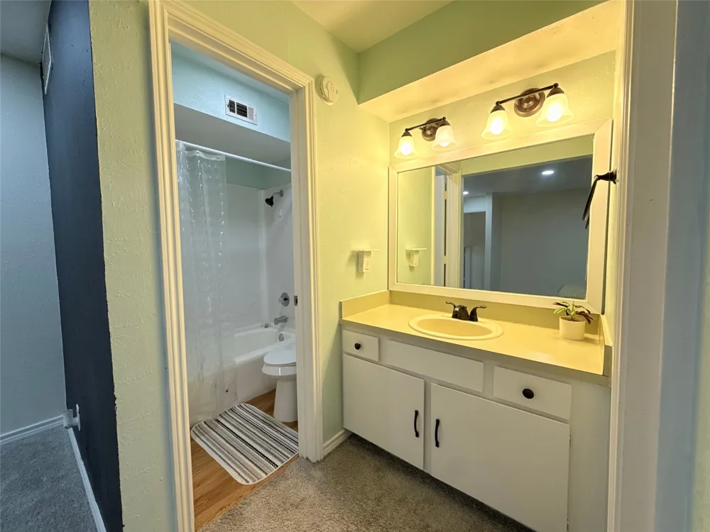 3131 Wycliff Avenue Dallas, TX 75219