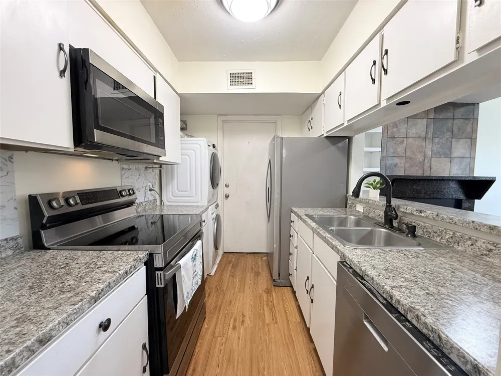 3131 Wycliff Avenue Dallas, TX 75219