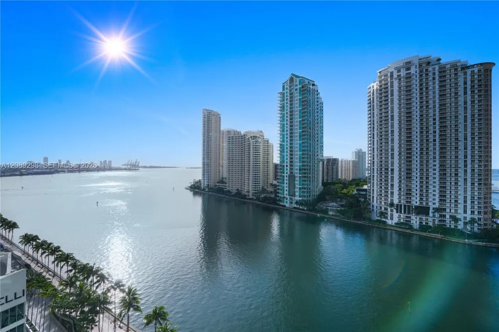 300 S Biscayne Blvd #T-3509 Miami, FL 33131