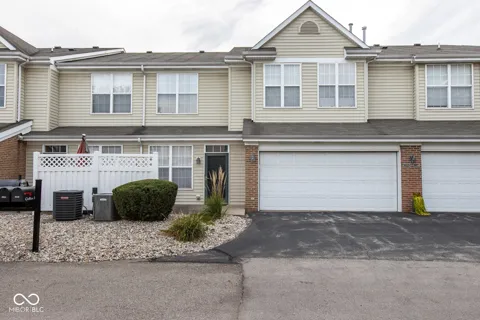2251 Colfax Lane