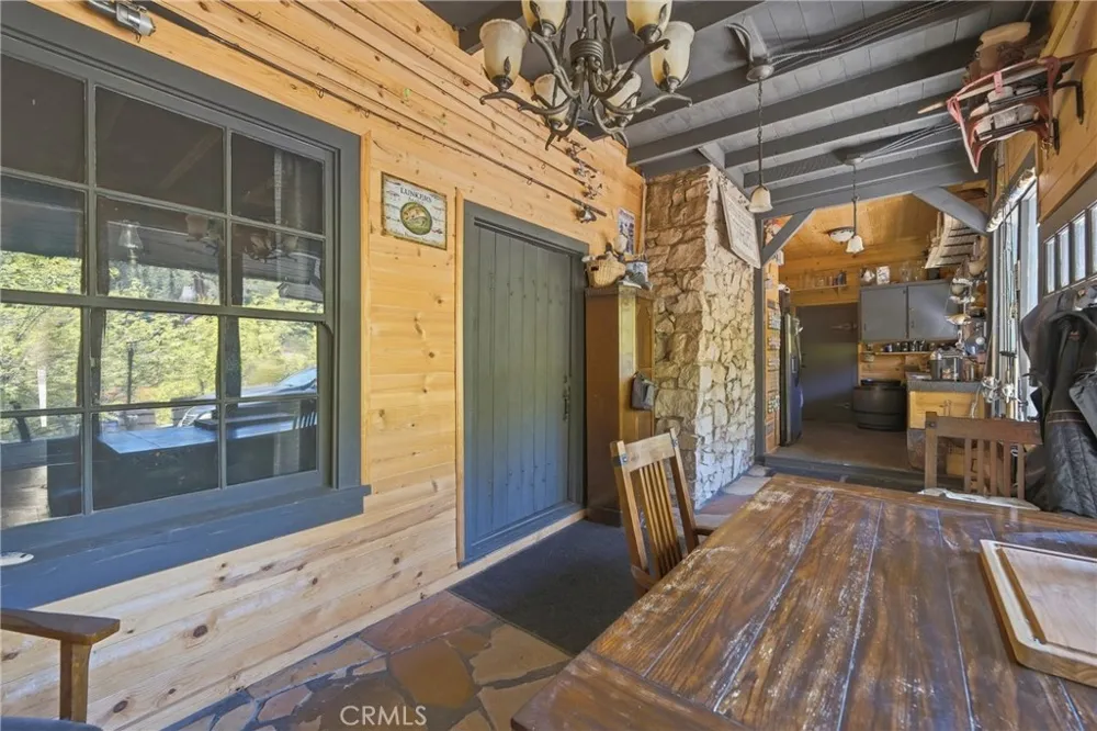 33846 Green Valley Lake Green Valley Lake, CA 92341