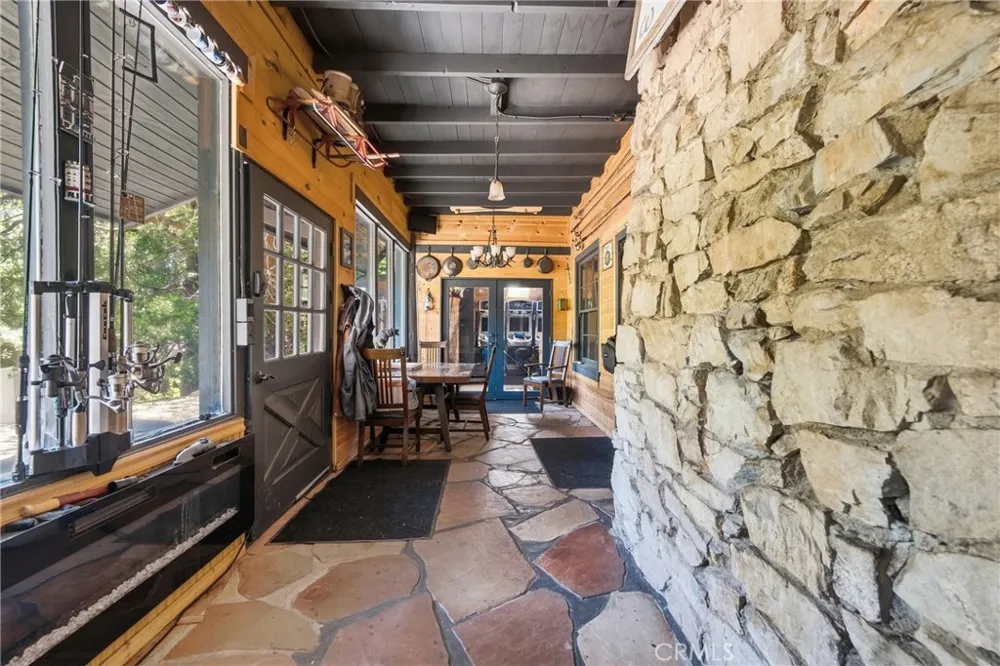 33846 Green Valley Lake Green Valley Lake, CA 92341