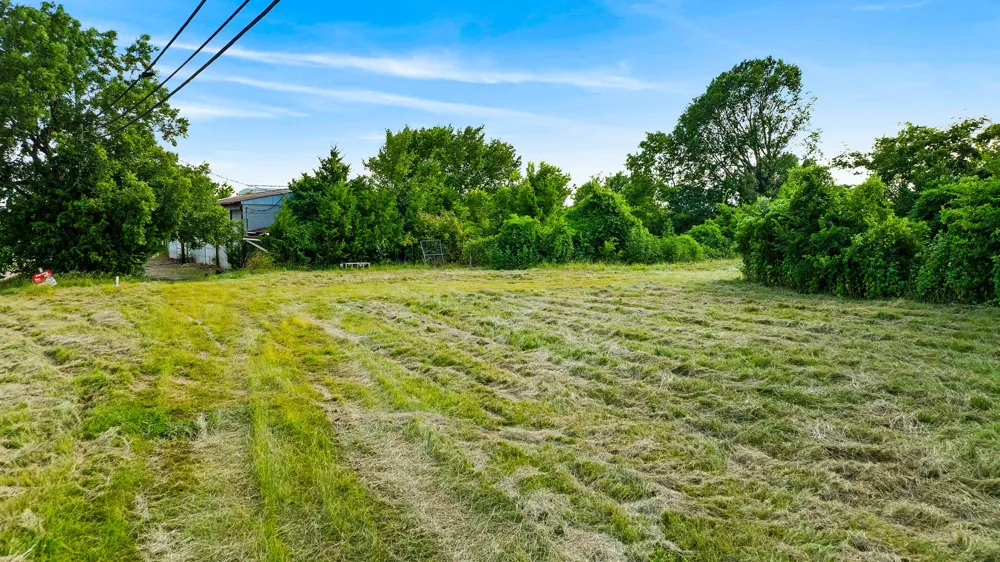 2025 19th Street NW Paris, TX 75460