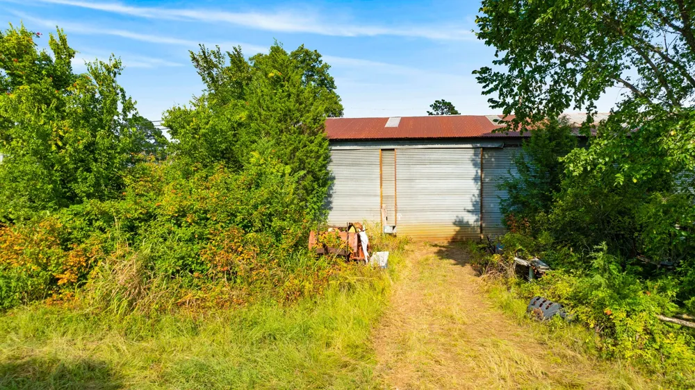 2025 19th Street NW Paris, TX 75460