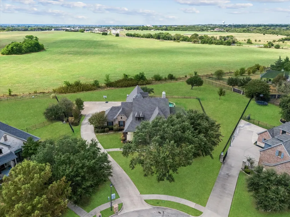 5 Wiltshire Court Heath, TX 75032