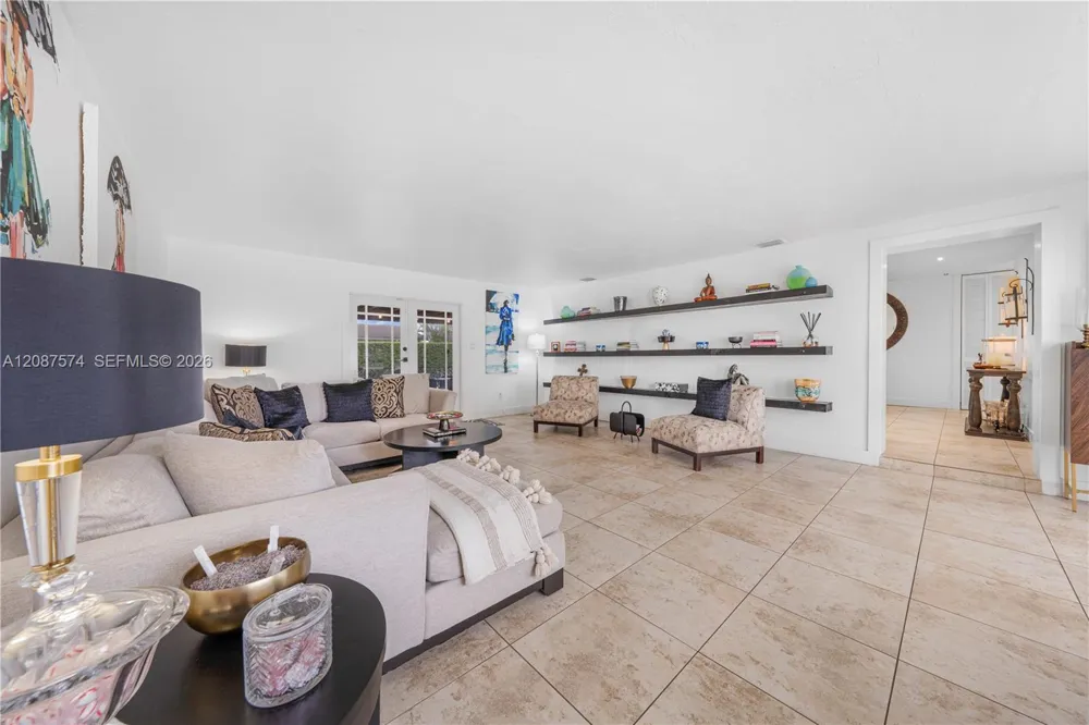 12311 SW 39th Ter Miami, FL 33175