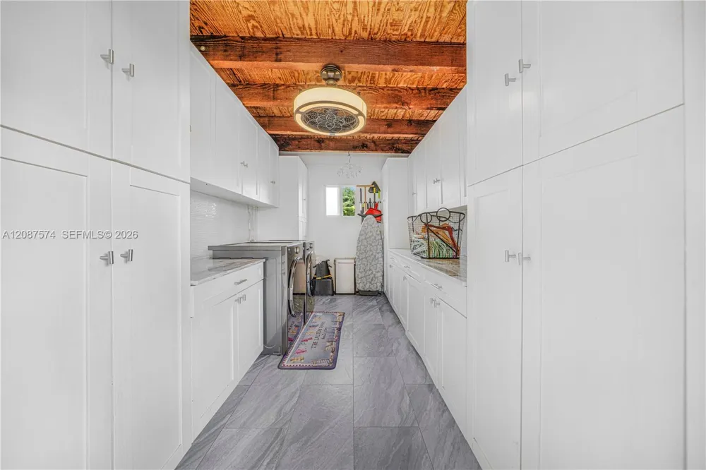 12311 SW 39th Ter Miami, FL 33175
