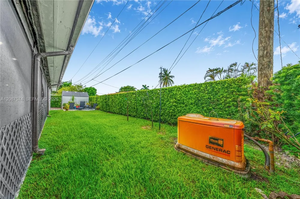 12311 SW 39th Ter Miami, FL 33175