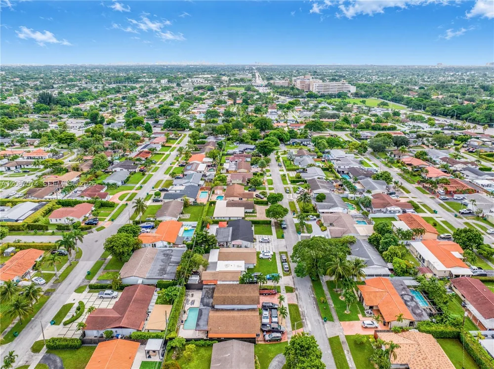 12311 SW 39th Ter Miami, FL 33175