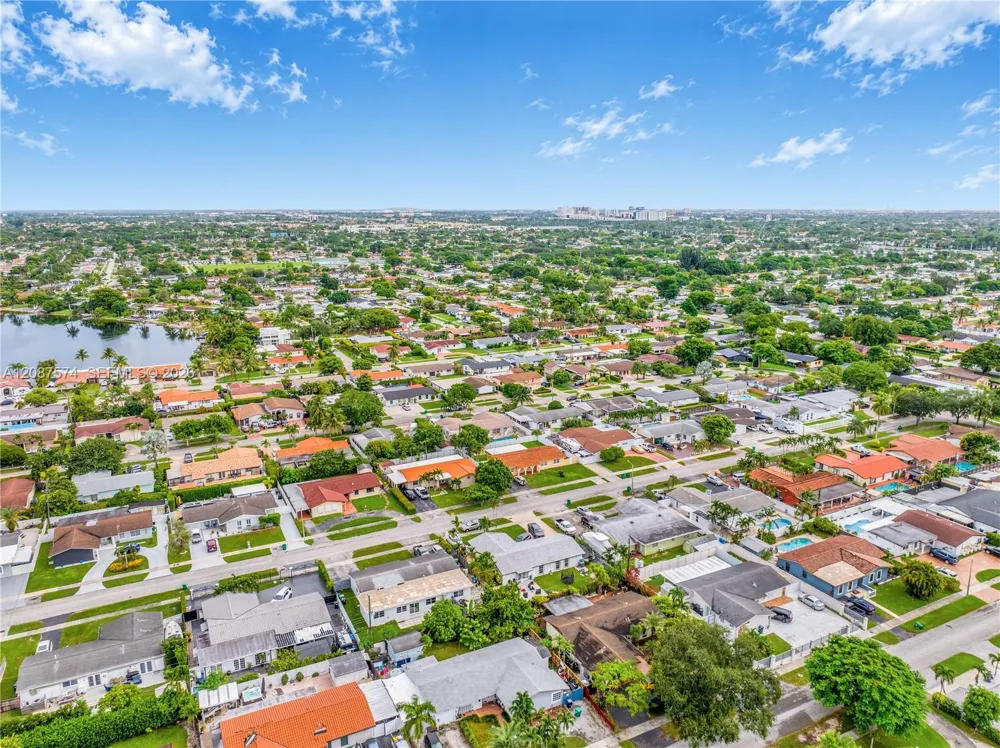 12311 SW 39th Ter Miami, FL 33175