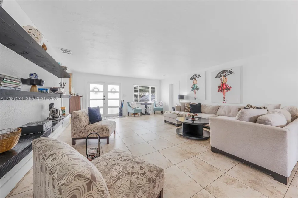 12311 SW 39th Ter Miami, FL 33175