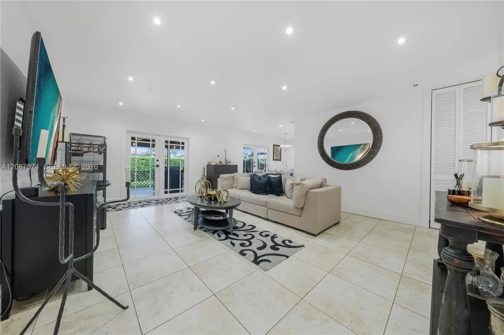 12311 SW 39th Ter Miami, FL 33175