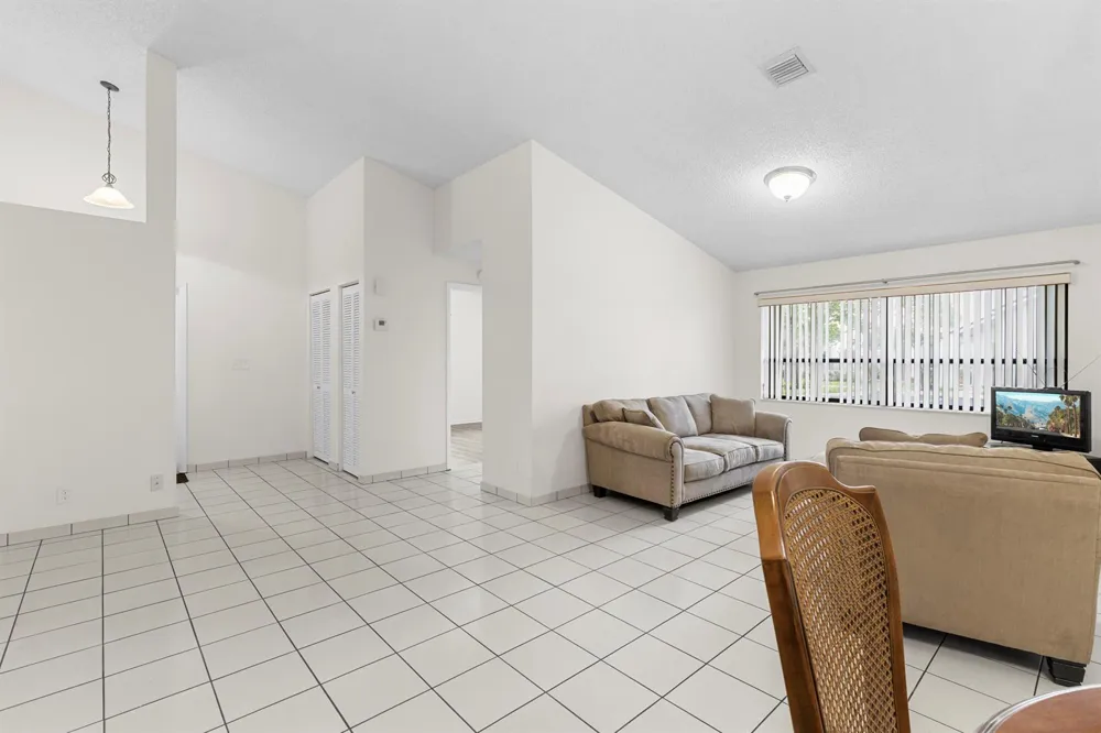 1001 NW 79th Avenue Plantation, FL 33322