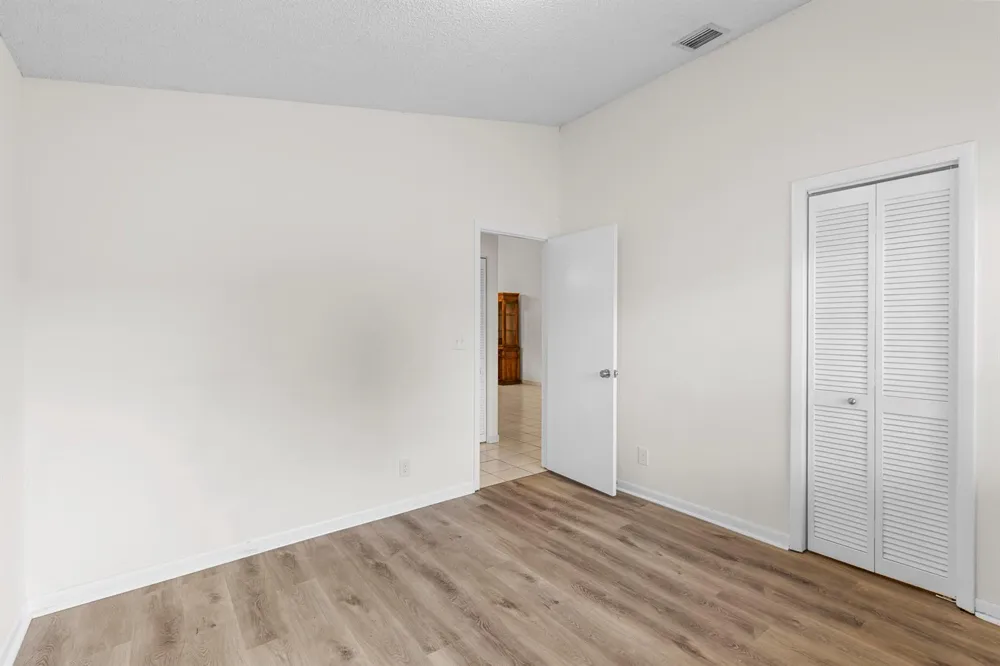 1001 NW 79th Avenue Plantation, FL 33322