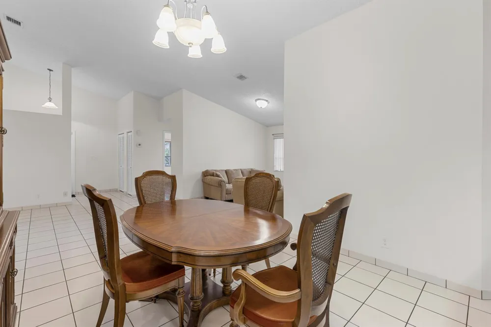 1001 NW 79th Avenue Plantation, FL 33322
