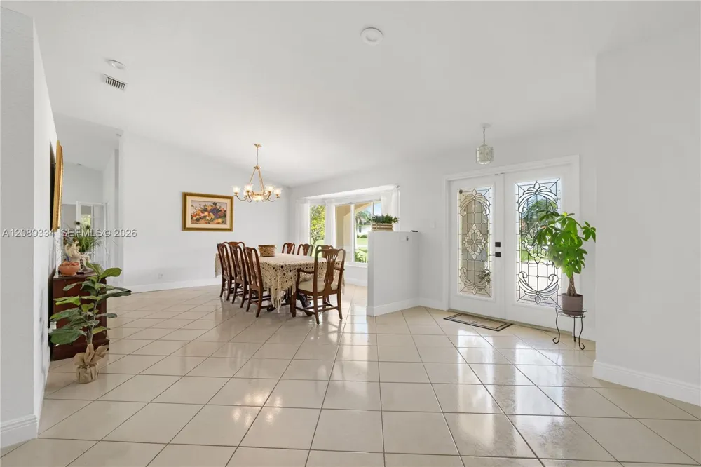 20430 SW 53rd Pl Pembroke Pines, FL 33332